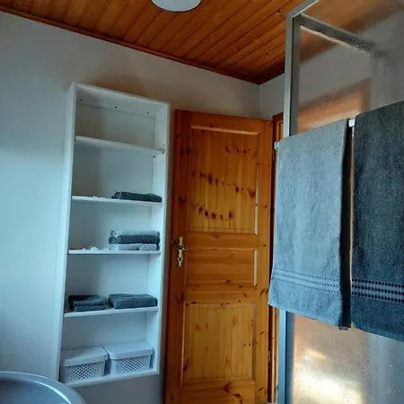 Dachgeschosswohnung Mit Burgblick In Kues Verbandsgemeinde Verbandsgemeinde Bernkastel-Kues Buitenkant foto